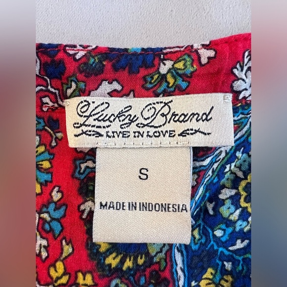 Lucky brand women's shirt top red pattern knit size S short sleeve tie bottom - Picture 6 of 9